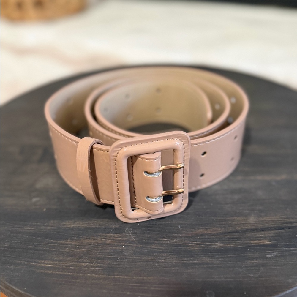 Elegant Tan Leather Belt for Men